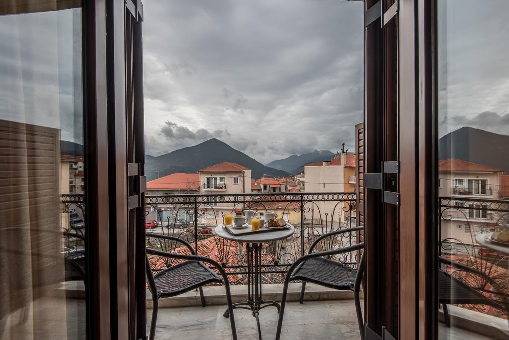 Marianna'S Home Accommodation Karpenisi Exterior photo
