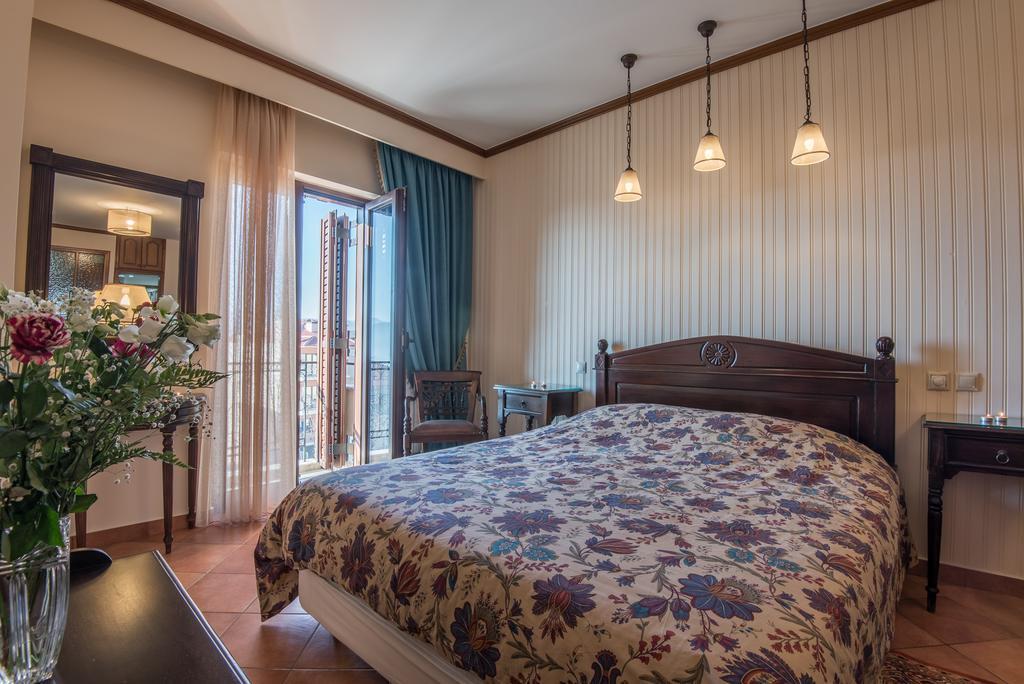 Marianna'S Home Accommodation Karpenisi Room photo